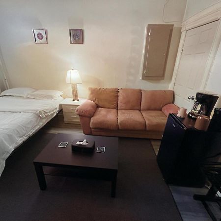 Booking-Eddy- Single Room With Self Check-In Hull Bagian luar foto