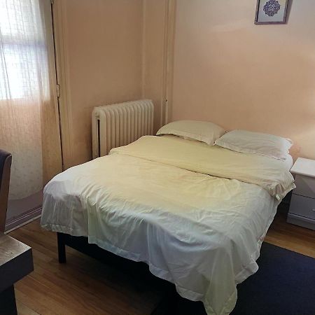 Booking-Eddy- Single Room With Self Check-In Hull Bagian luar foto