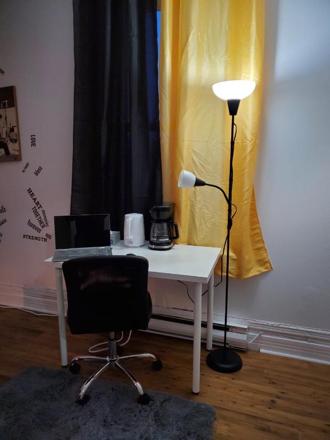 Booking-Eddy- Single Room With Self Check-In Hull Bagian luar foto