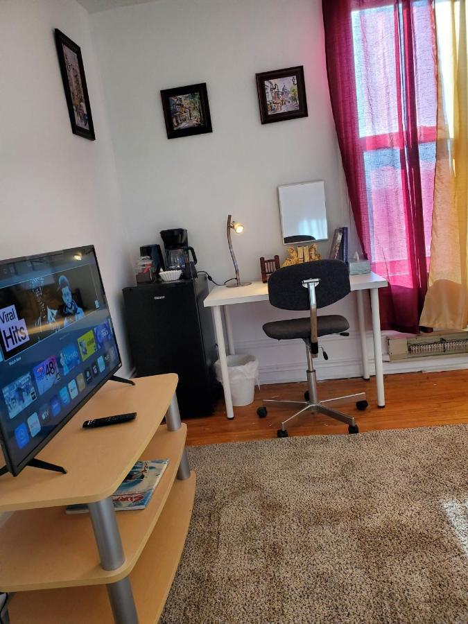 Booking-Eddy- Single Room With Self Check-In Hull Bagian luar foto