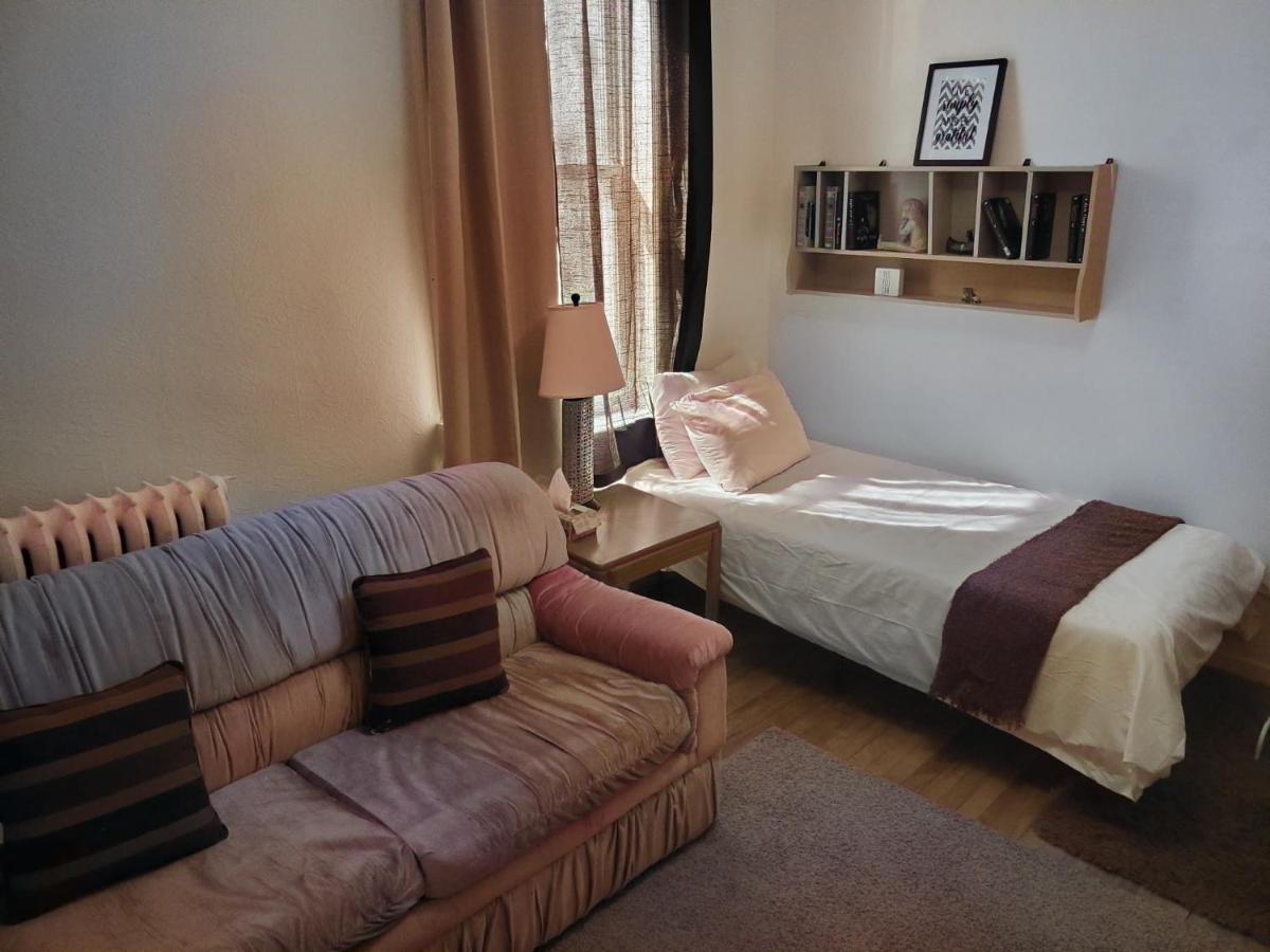 Booking-Eddy- Single Room With Self Check-In Hull Bagian luar foto