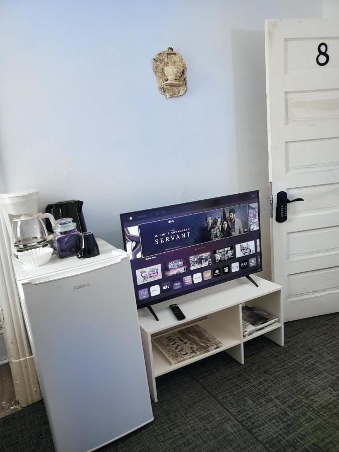 Booking-Eddy- Single Room With Self Check-In Hull Bagian luar foto