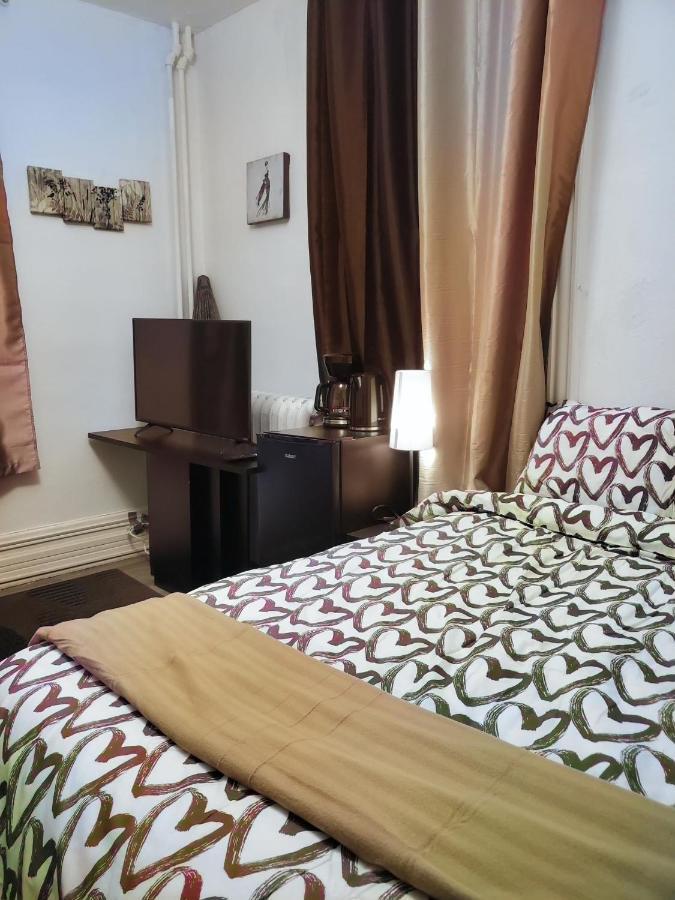 Booking-Eddy- Single Room With Self Check-In Hull Bagian luar foto