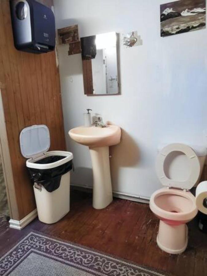 Booking-Eddy- Single Room With Self Check-In Hull Bagian luar foto