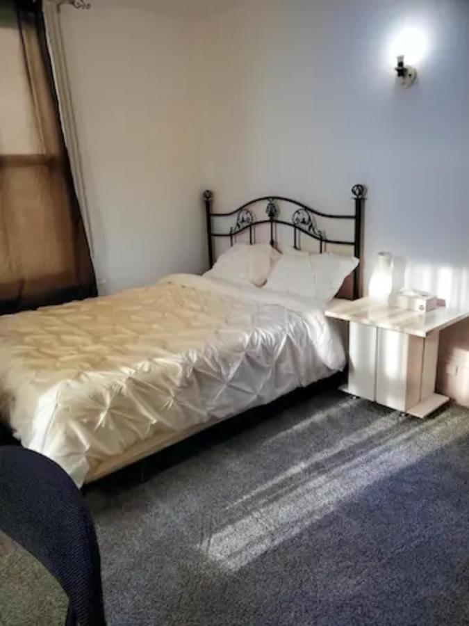 Booking-Eddy- Single Room With Self Check-In Hull Bagian luar foto