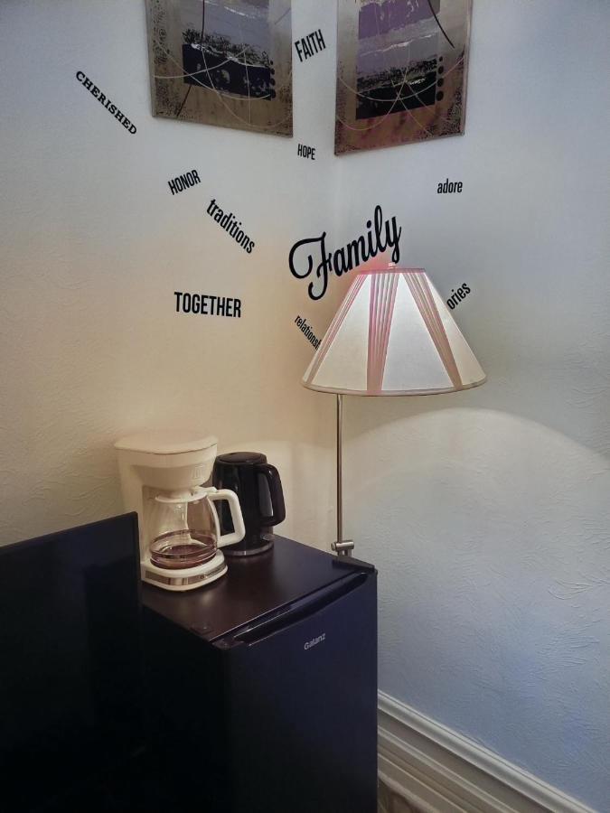 Booking-Eddy- Single Room With Self Check-In Hull Bagian luar foto