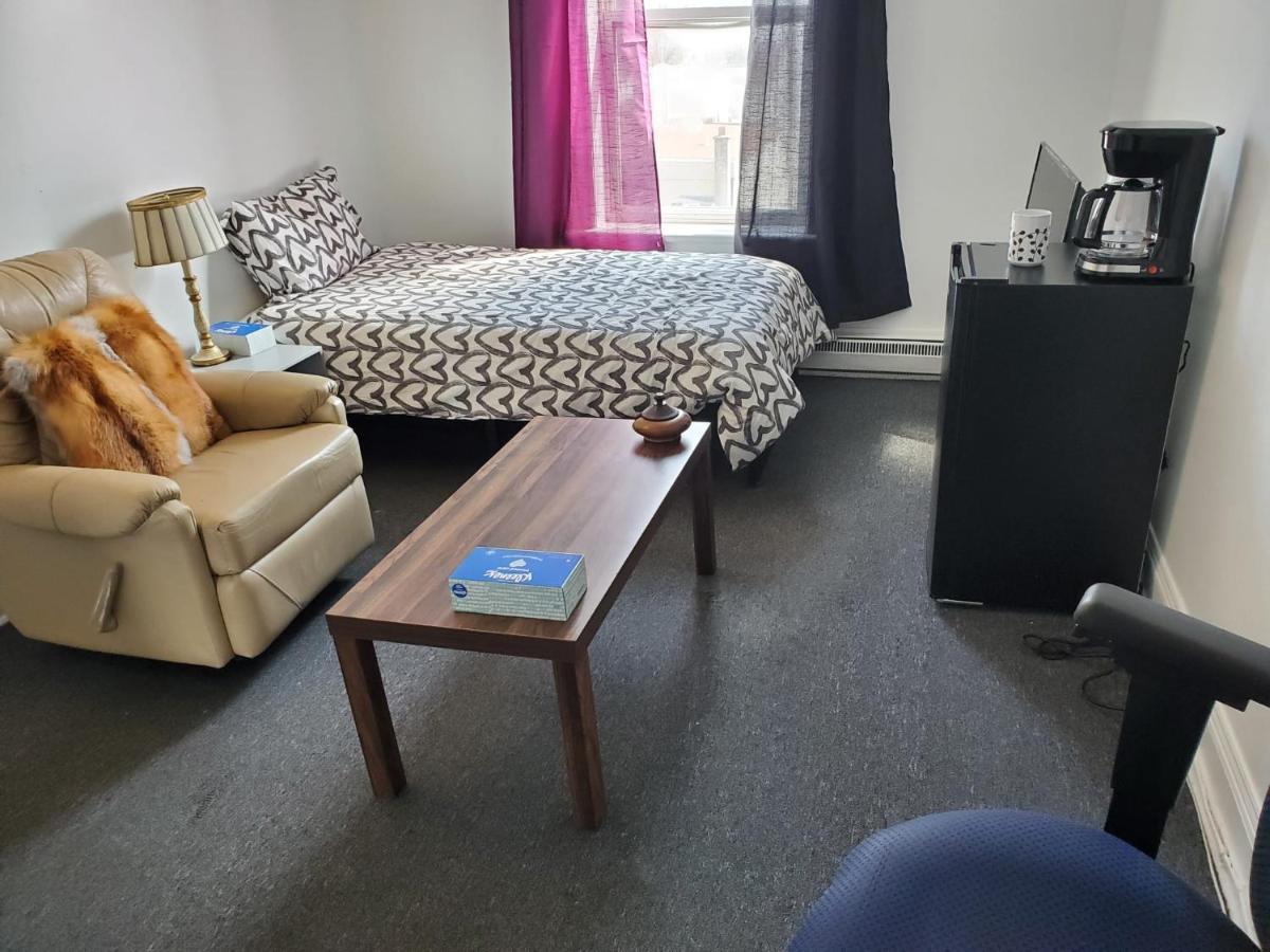 Booking-Eddy- Single Room With Self Check-In Hull Bagian luar foto